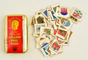 cca 1930 75 db címereket ábrázoló német cigaretta gyűjtőkártya, fém dobozban, 4,5x3,5 cm