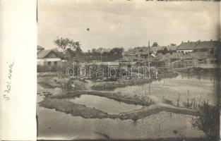 Szolnok, Vasúti telep, beárasztott és bedőlt Laktanya körút, photo