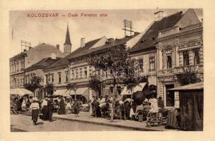 Kolozsvár, Cluj; Deák Ferenc utca, piaci árusok, Wertheimer Samu üzlete, nagyáruház / street view with market and shops (fl)