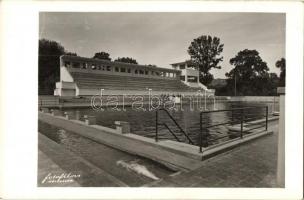 Kolozsvár, Cluj; Egyetemi Sport Park, úszómedence / University sport park, swimming pool