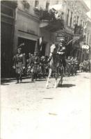 1940 Szatmárnémeti, Satu Mare; bevonulás, Horthy Miklós fehér lovon. Eredeti felvétel / entry of the Hungarian troops, Horthy on white horse, photo