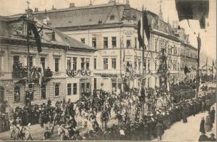 1906 Kassa, Kosice; II. Rákóczi Ferenc újratemetés, Zemplénvármegye lovas díszbandériuma, Kassai Dalegylet és papság / funeral of Rákóczi (EK)