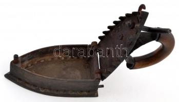 Régi szenes vasaló, 21x20x10 cm