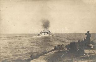 1916 SMS Sankt Georg, a K.u.K. haditengerészet páncélos cirkálója hazafelé Riminiből a vasúti híd szétlövése után / K.u.K. Kriegsmarine, SMS Sankt Georg heading home after bombing the railway bridge in Rimini, photo