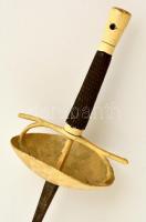 cca 1930(?) Régi vívótőr, fa nyéllel, pengehossz: 87 cm, teljes hossz: 103 cm