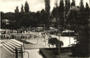 32 db MODERN fekete-fehér magyar városképes lap / 32 modern black and white Hungarian town-view post...