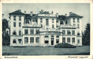 35 db régi magyar és történelmi magyar városképes lap, vegyes minőség / 35 pre-1945 Hungarian and Hi...