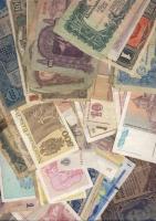 303klf bankjegy jobbakkal, az egész világból, régi és új T:I (legalább 200db),II,III,IV