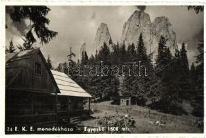 Egyes-kő, Egyeskő, Piatra Singuratica; E.K.E. menedékház / rest house