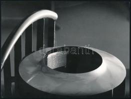 cca 1975 Gebhardt György (1910-1993) budapesti fotóművész hagyatékából 2 db jelzés nélküli vintage fénykép, 24x18 cm