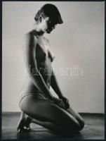 cca 1980 Menesdorfer Lajos (1941-2005) budapesti fotóművész hagyatékából 3 db vintage fotó, jelzés n...