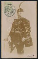 1905 Posgay Miklós (1863-1917) országgyűlési képviselő fényképe díszmagyarban aláírásának képével. Fotólap postán elküldve 9x15 cm