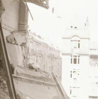 cca 1935 Bónis László rendőrfogalmazó hagyatékából 44 db vintage negatív, különféle témákról, + a né...