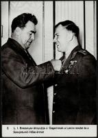 cca 1960 9 db Gagarin-sajtófotó, feliratozva, 18×12,5 cm