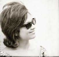 1963 Domján Edit színésznő portré felvételei, 5 db vintage negatív Kotnyek Antal (1921-1990) fotórip...