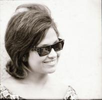 1963 Domján Edit színésznő portré felvételei, 5 db vintage negatív Kotnyek Antal (1921-1990) fotórip...