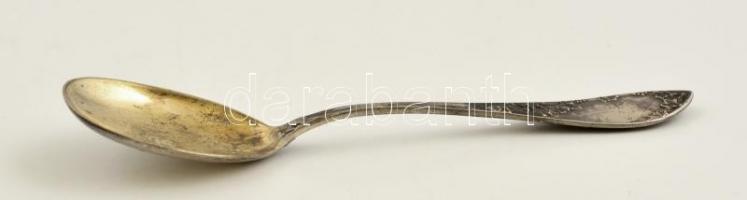 Szecessziós ezüst (Ag.) desszertes kis kanál párban (2db), jelzett, h:13,5 cm (2×), nettó:46 g