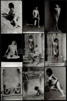 cca 1972 Játék, móka, kacagás, szolidan erotikus fényképek, 13 db vintage fotó, 14x9 cm / 13 erotic photos, 14x9 cm