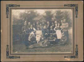 cca 1916 Iglódi diákok, kartonra kasírozott fotó, Bartizek fényképész Sátoraljaújhely, 16x22 cm