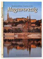 Korniss Péter - Lázár István: Magyarország. Bp., 1996, Officina Nova-Magyar Könyvklub. Kiadói kartonált papírkötés.