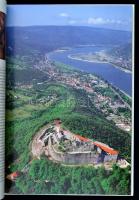 Korniss Péter - Lázár István: Magyarország. Bp., 1996, Officina Nova-Magyar Könyvklub. Kiadói karton...