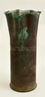 1908 Töltényhüvelyből készült váza, m: 22,5 cm
