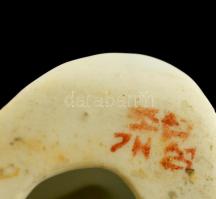 Kínai porcelán figura, kézzel festett, jelzett, hibátlan, m: 7,5 cm