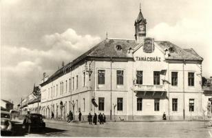 10 db régi és modern magyar és történelmi magyar városképes lap, vegyes minőség / 10 pre-1945 and mo...