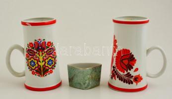 Hollóházi és alföldi porcelán korsók és tálak, 11 db, matricásak, hibátlanok, jelzettek