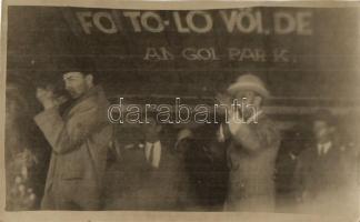 11 db régi és modern vegyes városképes lap, közte 2 fotóval. vegyes minőség / 11 pre-1945 and modern...