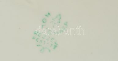 Hollóházi süteményes készlet: 6 db tányér, d: 16,5 cm, 1 db nagy tál, 27,5×25,5 cm, kézzel festett, ...