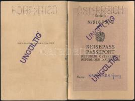 1957 Osztrák útlevél sok bejegyzéssel / Austrian passport with many notes