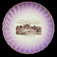 Milleniumi emlék 1896 feliratozott levonóképes porcelánfajansz dísztányér aranyozott széllel. Jelzés nélkül, hibátlan d: 21 cm