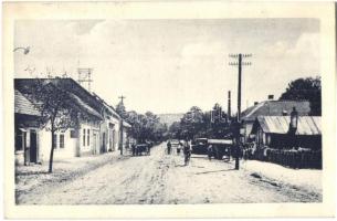 Ipolyság, Sahy; Újváros, utcakép / Predmestie / street view, "1938 Az első visszatért város" So. Stpl