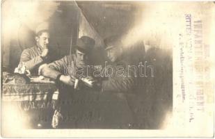 1915 Brassó, Kronstadt, Brasov; Első világháborús katonai lap, Cs. és kir. Ritter von Auffenberg 64. sz. gyalogezred katonái borozás közben / WWI K.u.K. military, soldiers of the K.u.k. Infanterieregiment Ritter von Auffenberg Nr. 64 Feldkompagnie, Adler és fia photo (fa)