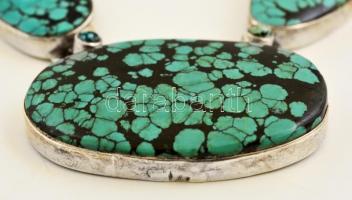 Ezüst(Ag) türkizzel díszített nyakék, jelzés nélkül, h: 52 cm, bruttó: 133 g