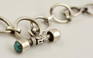 Ezüst(Ag) türkizzel díszített nyakék, jelzés nélkül, h: 52 cm, bruttó: 133 g