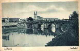 Ipolyság, Sahy - 4 db régi városképes lap. Piac tér, autóbusz, Lengyel szálloda, automobil, Horthy M...