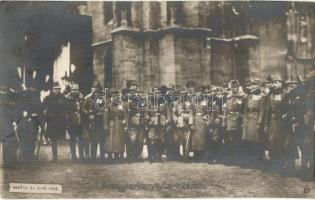 1916 Budapest IV. Károly király és Zita királyné koronázása - 10 db régi képeslap / 10 pre-1945 post...