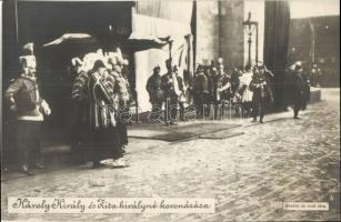 1916 Budapest IV. Károly király és Zita királyné koronázása - 10 db régi képeslap / 10 pre-1945 post...