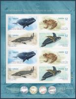 Endangered animals stamp foil with imperforated self-adhesive stamps, Veszélyeztetett állatok bélyegfólia vágott öntapadós bélyegekkel
