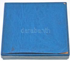 Varga Miklós (1928-) 1982. "Lenin Kohászati Művek Diósgyőr 1978-82 / 1770" Br plakett tokb...