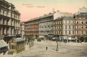 Budapest VI. Oktogon tér, földalatti vasút megállóhely, villamos, Kömlődi Jakab, Fuchs Fülöp üzletei (EK)