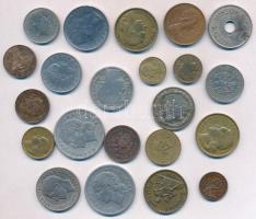 Vegyes: 22db-os kis világtétel, benne Ausztria 1851A 1kr Cu, Palesztina 1927. 10m Cu-Ni, Franciaorsz...