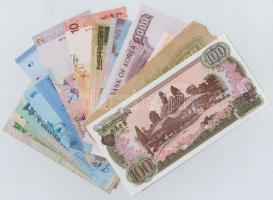 24db-os vegyes külföldi bankjegy tétel, benne Japán, Észak-Korea, Dél-Korea és Malajzia T:I-IV
24pc...