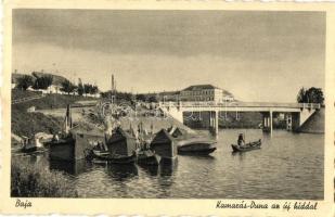Baja, Kamarás-Duna az új híddal, csónakok (EK)