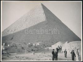 1937 Egyiptom, 2 db vintage fotó, feliratozva, 18x24 cm / Egypt, 2 vintage photos, 18x24 cm