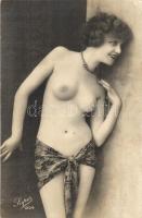 French vintage erotic nude lady. Super 1204.