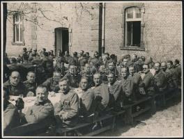 cca 1914-1944 Katonai fényképek, 8 db vintage fotó, 7x11 cm és 18x24 cm között