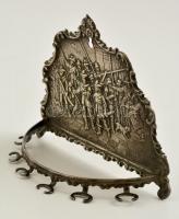 Ezüst ( Ag.) falra szerelhető kiskanáltartó ( Rembrandt Az Éjjeli őrjárat reliefével), jelzett, 13×9...